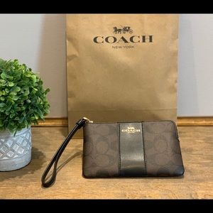 NWT Coach Signature Wristlet